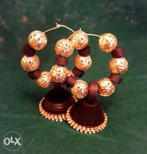 Fashion Jhumkas Black and Golden Color price 350.