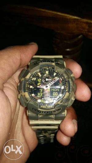 G SHOCK.. original.. completly in new