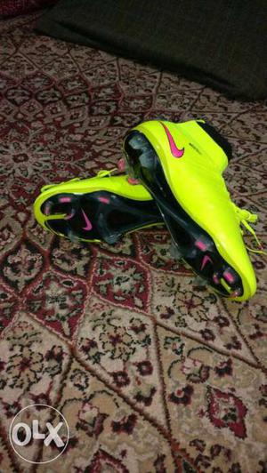 Mercurial superfly Size 6