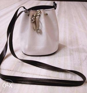 New collection White Potli Stylish Ladies Purse at low