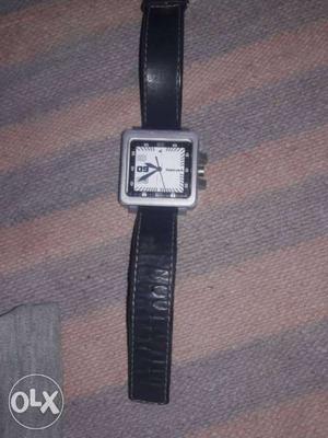 Nice watch original fast track...