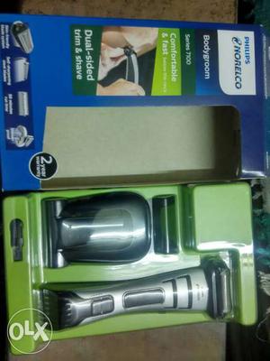 Philips Norelco Body Grown Dual Shed Trim And Strave Box
