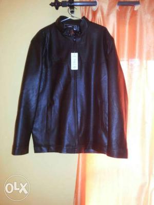 Unused leather jacket(new). selling it bcz nt