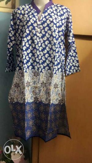 Women's White And Blue Printed Long Sleeve Dress
