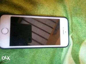 Iphone 5s gud condition a