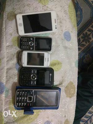 3 mobile working and 2 Mobile don't have batary...