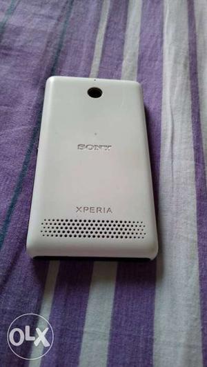 Sony xperia E1 dual sim. With sony ear phone.