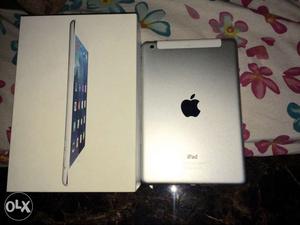 Tablet iPad mini 16GB silver in excellent