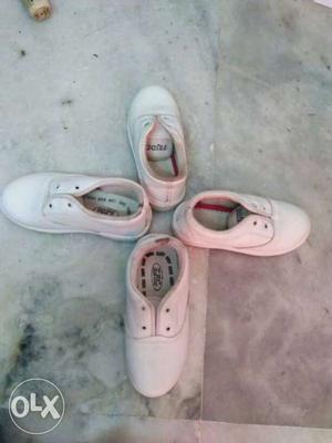 9 and 8 small kids school white shoes only one