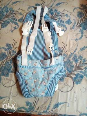 Baby's Blue And White Carrier