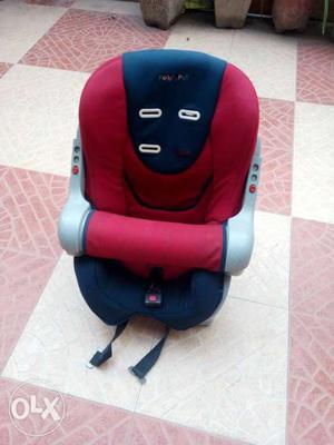Baby's Red & Blue Bucket CAR Seat