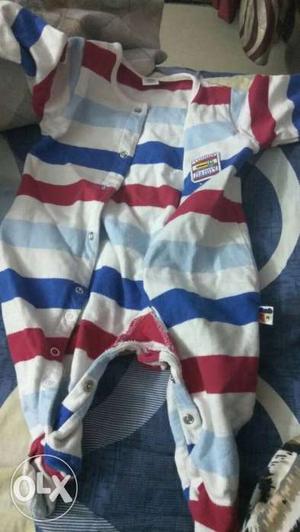 Footed romper for babies of age 5-12 months