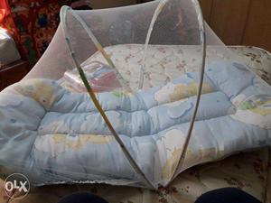Soft Baby bed with mosquito net
