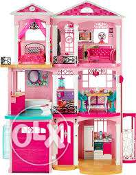 Toddler's White And Pink Plastic Dollhouse