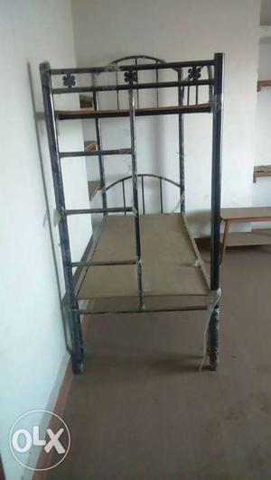 4 bunk beds...made of heavy-duty metal n can be