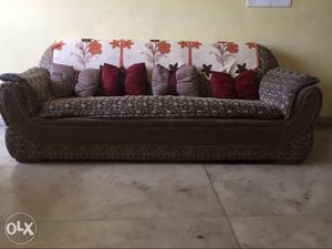 5 seater sofa set in good condition for immediate sale.