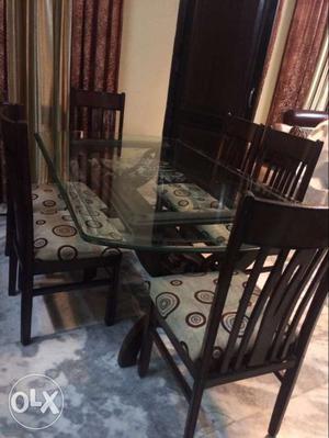 6 seater dining table in good quality