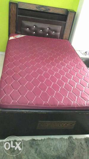 Box Bed with Mattress 6/4