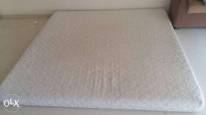 Comfortable memory foam mattress. Bought 7 months