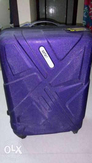 SAFARI TROLLEY suitcase NEW UNUSED MRP - Hard body