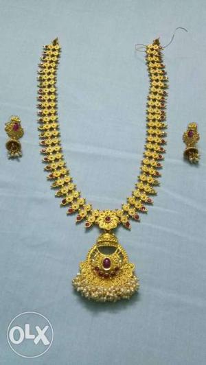 Gold Pendant Chain Necklace And Earrings Set