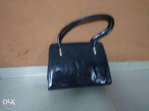 Hand Purse for Ladies with Reasonable Rates