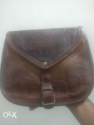 Hand made pure leather side bag for women worth