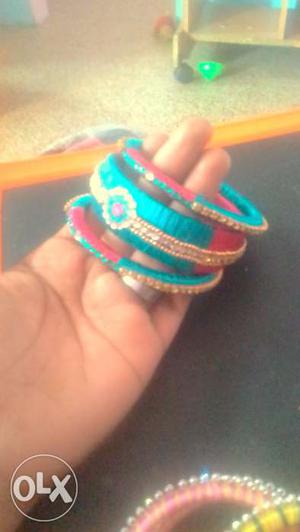 Hand made thread bangels