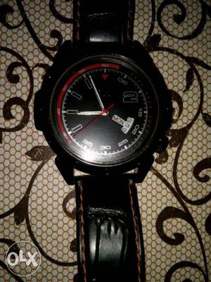Killer watch in good condition 3 month old