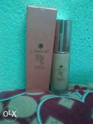 Lakmé 9 to 5 flawless make up brand new