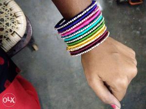Multi colours thread bangles