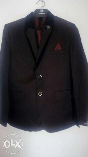 Party wear 3 piece suit with Shirt and Tie.