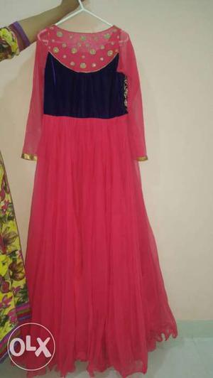 Pink And Black Scoop Neck 3/4 Sleeve Gown