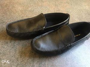 Red Tape Pair Of Black Leather Loafers