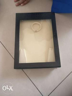 Necklace box, hardly used. market price - ,