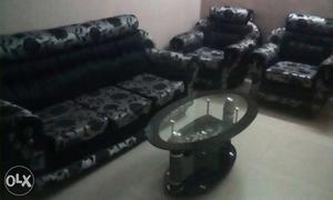 3+2 sofa set with oval T pai house shift