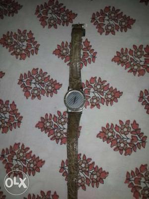 A lovely ladies Seiko leather belt watch. Could