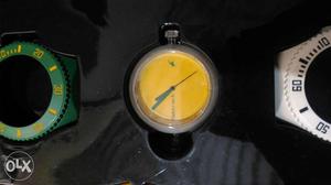 Fastrack watch with box good condition 2months old