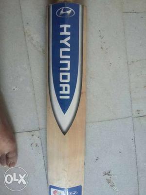 Leather cricket bat Blue Hyundai Cricket Bat new not used