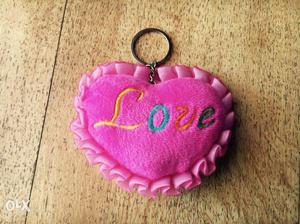 Stuffed toy heart with keychain