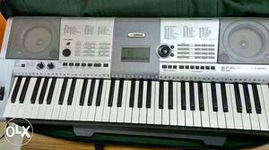 Yamaha keyboard I 425 selling with good cover and