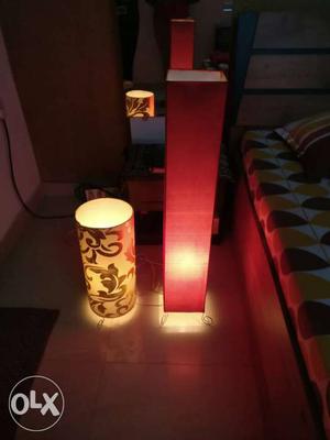 2 lamps for Rs 600
