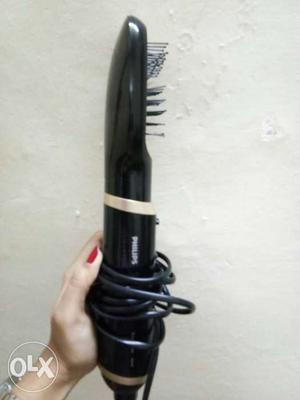Combo of hair drier + straightener with