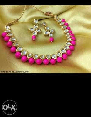 Embellish Diamonds And Pink Polish Stone Collar Necklace And