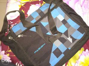 Fasion Black And Blue Crossbody Bag