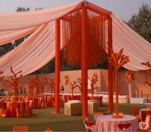 Get Royal touch in your Wedding with Flower Decorators Delhi