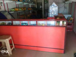 I want to sell pan parlour counter