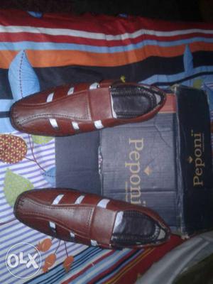 New Peponi sandal size 42