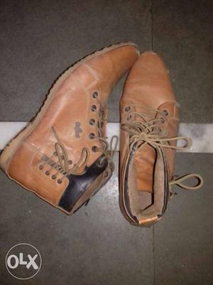 Original shoes only 4 months used double less