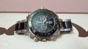 Round Black Case Black And White Chronograph Watch With